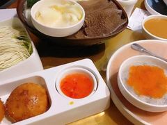 -左庭右院鲜牛肉火锅(金山万达店)