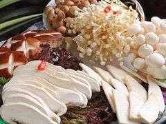 -锅圈食汇火锅烧烤食材超市(中城誉品店)