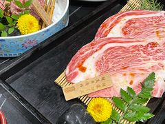 -山川小町·极番烧肉(新地假日广场店)