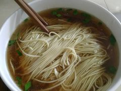 -老西白点心店