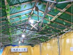 -茸梅路右拐龙虾-农家菜(松江店)