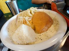 奶油培根意面-MI WU FACTORY米屋美食工厂餐厅(绿地店)