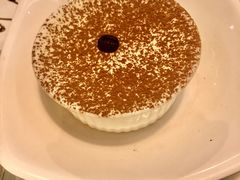 -爱丽丝牛排西餐厅(光谷步行街店)