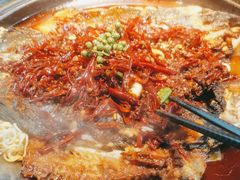 -吞鱼兽麻辣烤鱼(万达店)