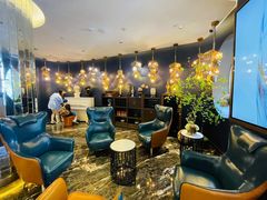 -爱舍海岸酒店(香港中路五四广场店)