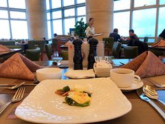 -湖景知味西餐厅•自助餐• 轻食(南京金茂威斯汀大酒店)