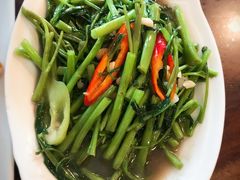 -Dang restaurant (patong phuket)