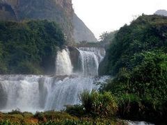 -雁荡山三折瀑景区