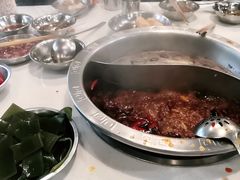 -憨铁匠老火锅(龙岗万科里店)