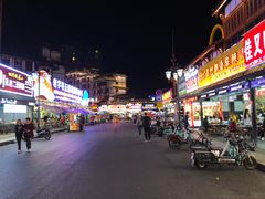 -张公桥美食街