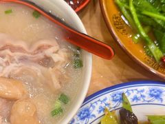 -雷祖芳老妈蹄花店