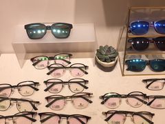 -肆兮眼镜·蔡司·徕卡战略合作店(大坪店)