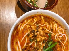 -云海肴汽锅鸡·云南小炒(曲江大悦城店)