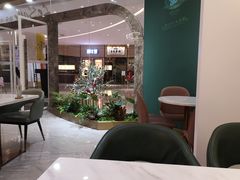 -丽莎沙拉轻食餐厅(国贸店)