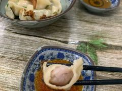 -无名氏宵夜小摊(祝家三姐妹馄饨店)