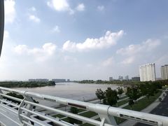 -南京眼步行桥