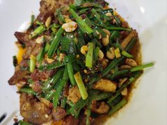 -老鼎万春卤菜(五代传承创始老店)
