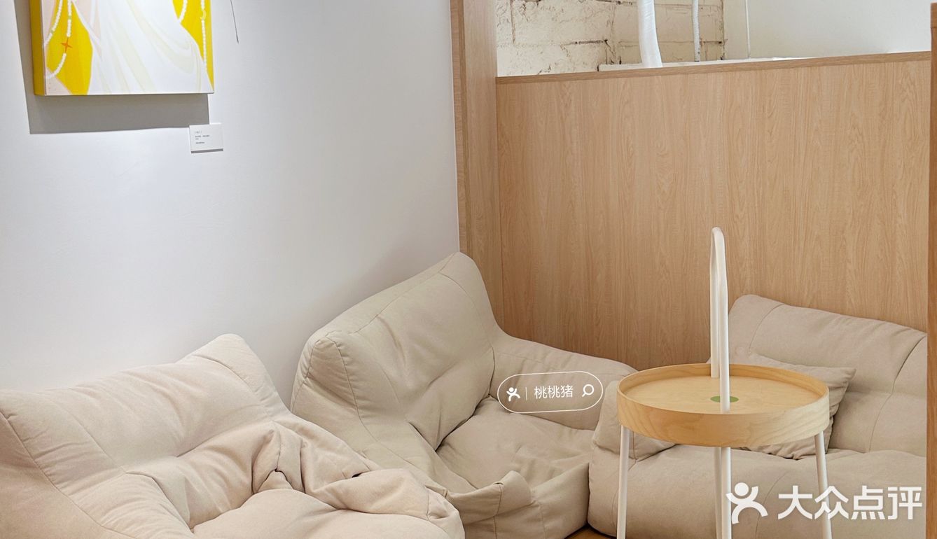想不到人挤人的海天公园有这么chill的cafe