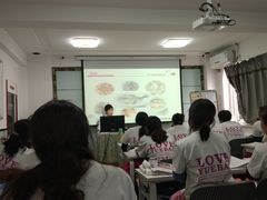 -爱月宝月嫂·育儿嫂(哈尔滨总店)