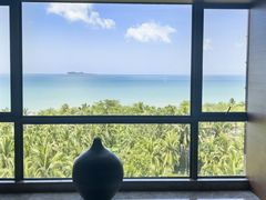 -三亚湾海居雅高铂尔曼度假酒店