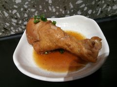 鸡腿-贡梅老面馆·蟹粉面·无锡特色小吃(南长街主推店)