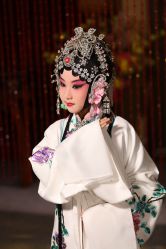 -华韵京剧摄影(洋桥角门东店)