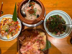 -老滇山寨•云南特色菜•地方菜•民族风情歌舞表演(金碧店)