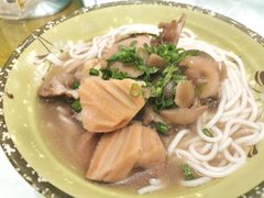 牛骨莲藕汤濑粉-鹅城