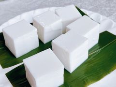 椰子糕-琼菜坊·无鸡不成宴·海南菜老爸茶糟粕醋(海口骑楼老街店)