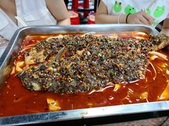重庆烤鱼-小民大排档(光谷店)