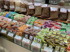 零售区-泰康食品(南京东路店)