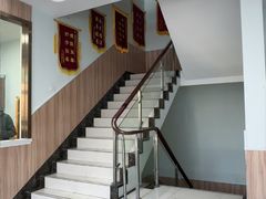 -瑞鹏宠物医院·内科·中兽医·骨科(苗圃店)