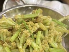 -江城燕子大排档(江汉路步行街店)