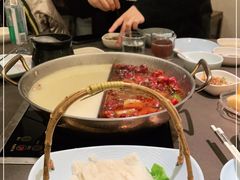 -捞王锅物料理(上海世茂广场店)