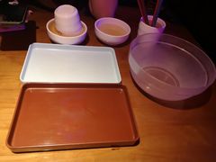 餐具摆设-胖哥俩肉蟹煲(万国店)
