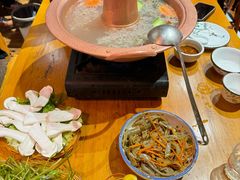 -民食香·腊排骨野生菌美食(木府店)