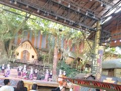-海南槟榔谷黎苗文化旅游区