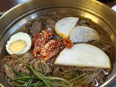 朝鲜冷面-·缸桶屋·韩式牛肋条自助烤肉(西湖D11店)