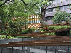 -香港大学