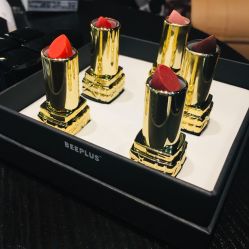 -TOM FORD