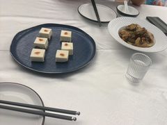 -品海楼·大连海胆锅贴馆(东港店)