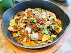 -云海肴云南菜(浦江欢乐颂店)