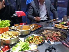 -马路牙子烧烤音乐酒馆(望京店)
