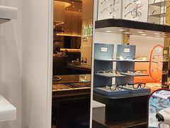 -博士眼镜·President总统(宝安海雅缤纷城店)