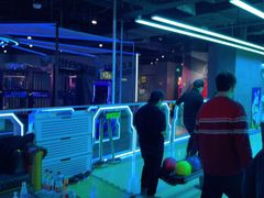 -世代星球·保龄球·镭战真人CS·团建(杨浦店)