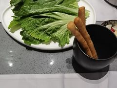 -红鼎豆捞·非遗鲍皇汤火锅(宝丰路店)