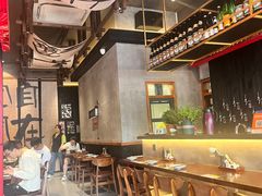 -8PINTS八品脱·日料·烧鸟·精酿小酒馆(莘庄店)
