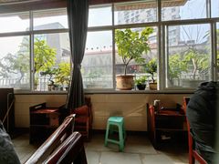 -老来福·非遗酸汤兔(凯旋路店)