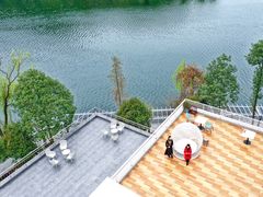 -华凌山庄·隐湖栖