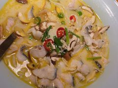 -蜜桃餐厅·伴山(绿宝广场店)